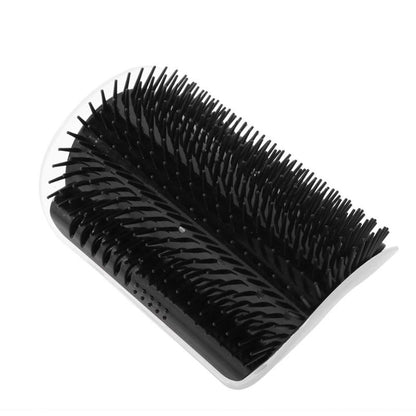 brosse murale noire pour chat