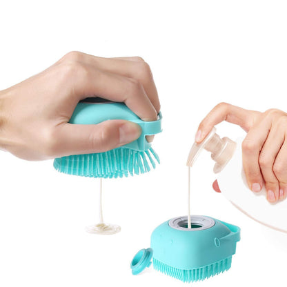 brosse silicone vert avec shampoing